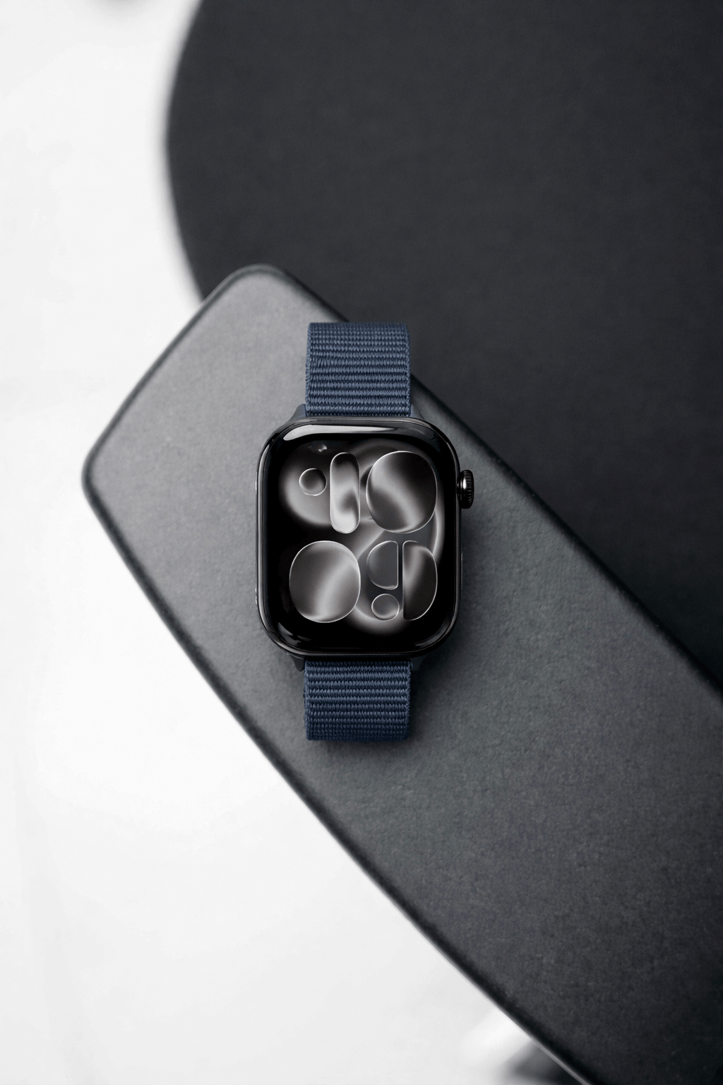 Apple Series 11 Nylon Edition